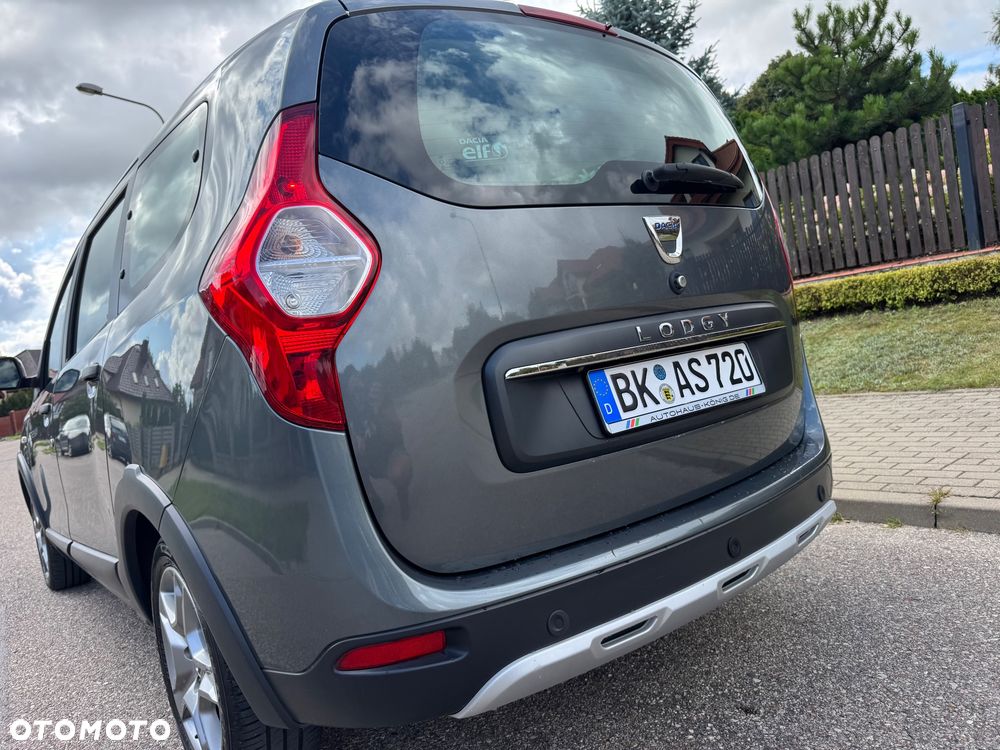 Dacia Lodgy dCi 110 Stepway Celebration - 16