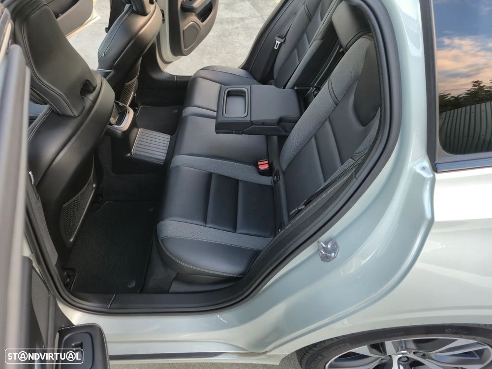 Volvo V60 2.0 T6 AWD TE R-Design - 44