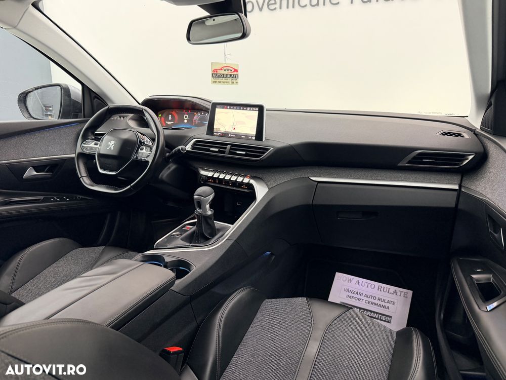 Peugeot 3008 PureTech 130 Stop & Start GPF Allure - 23