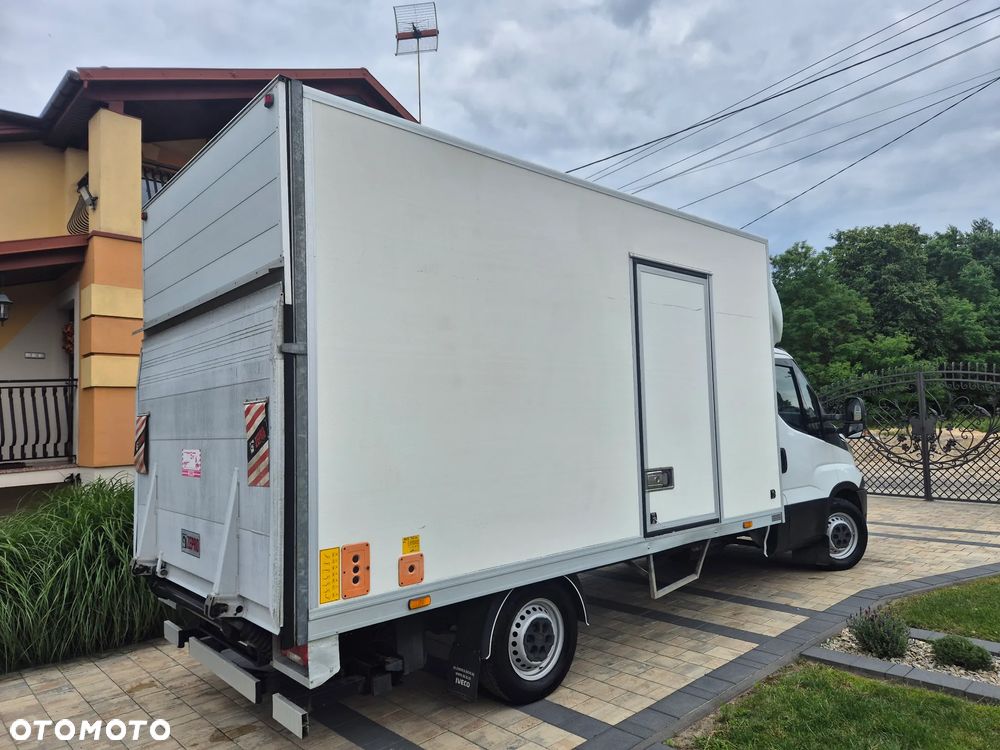 Iveco DAILY 35S17 KONTENER 4.20 WINDA HIMATIC KLIMATRONIC - 5
