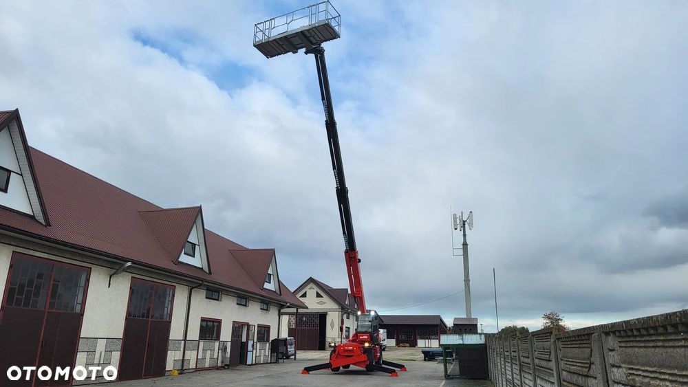 Manitou MTR 2150/ Ładowarka teleskopowa obrotowa  / Podnośnik koszowy sterowany z pilota/ - 15