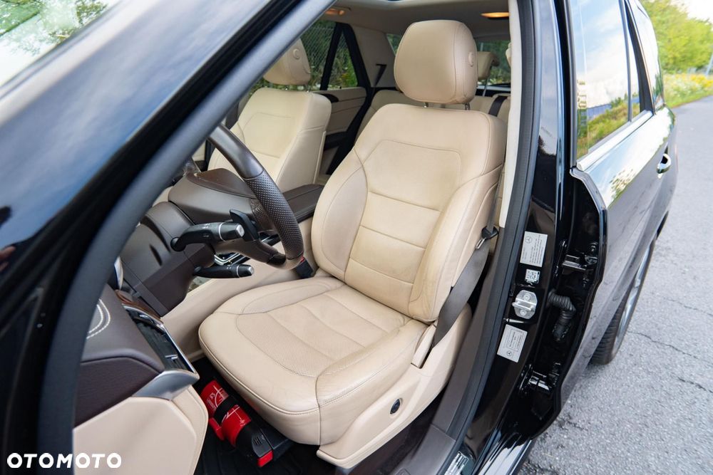 Mercedes-Benz GLE 350 d 4-Matic - 13