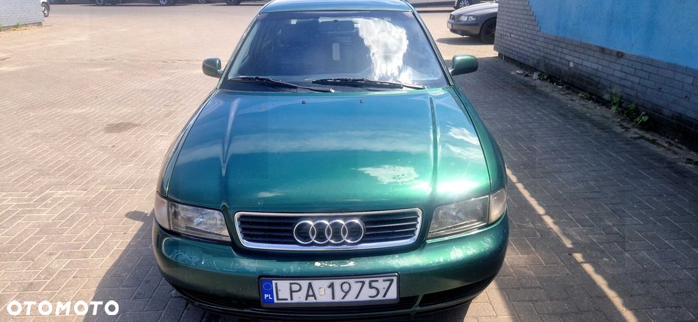 Audi A4 Avant - 4