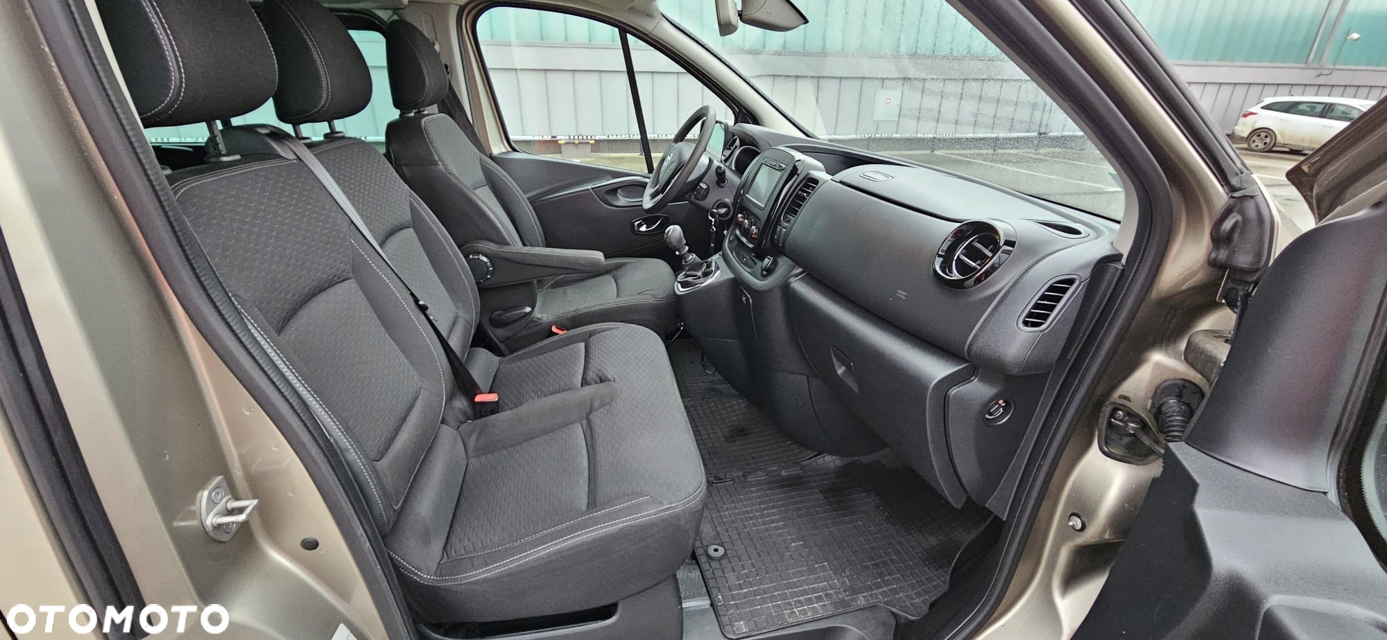 Opel Vivaro - 30