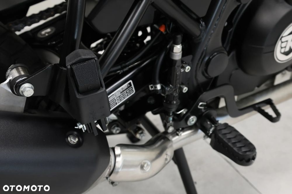 Royal Enfield Himalayan - 25