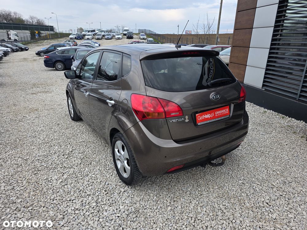 Kia Venga 1.6 Business Line - 9