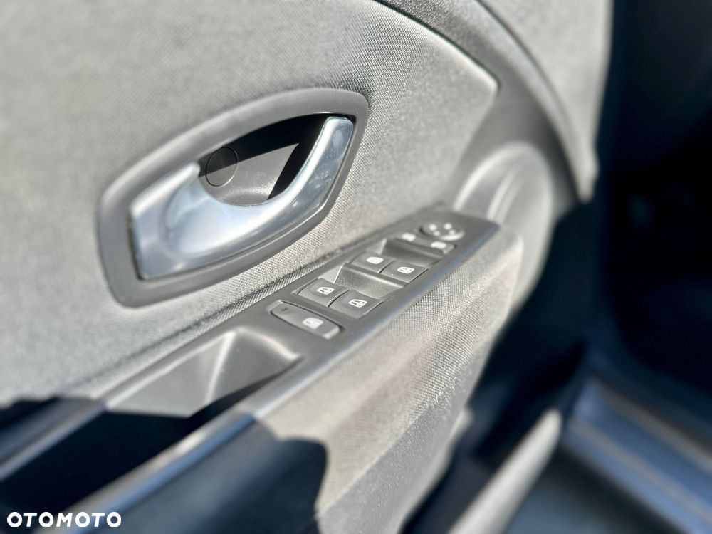 Renault Megane 1.6 16V Expression - 28