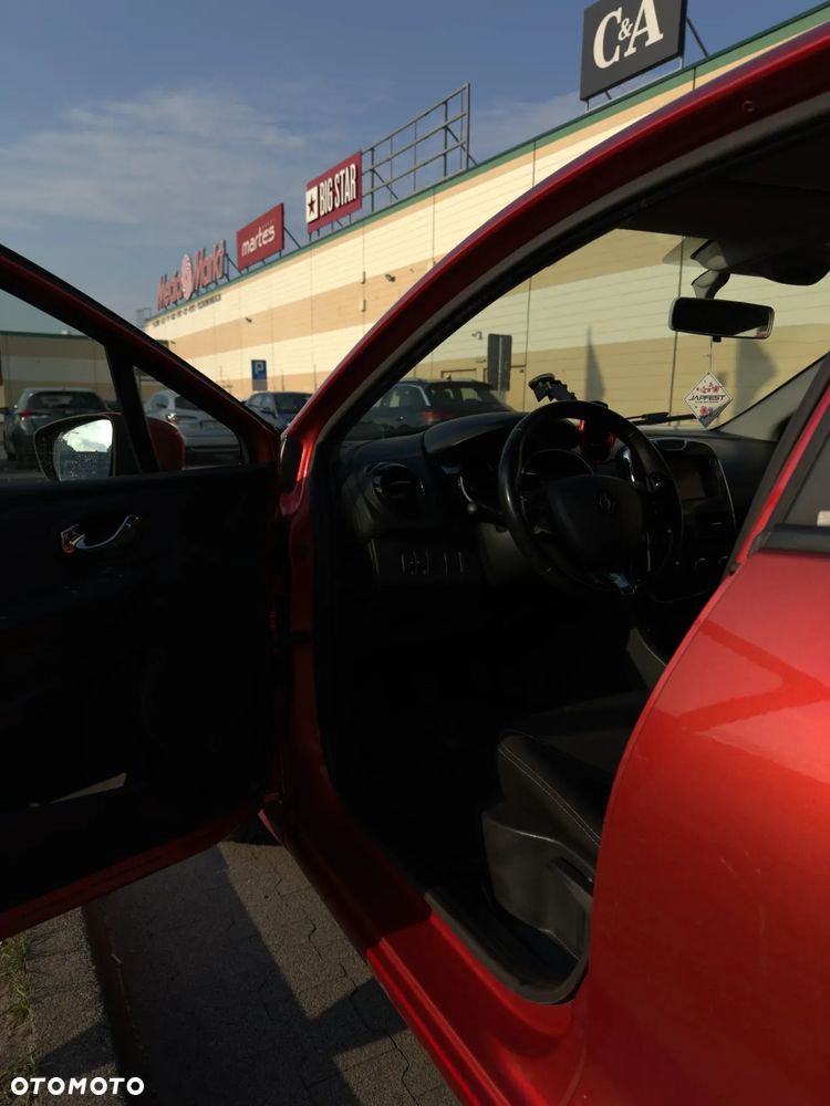 Renault Clio - 12