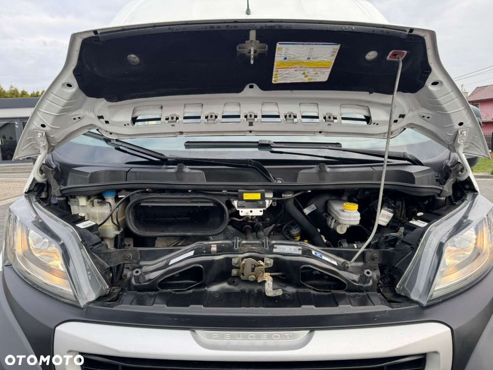 Peugeot Boxer  Maxi  7-osobowy - 30