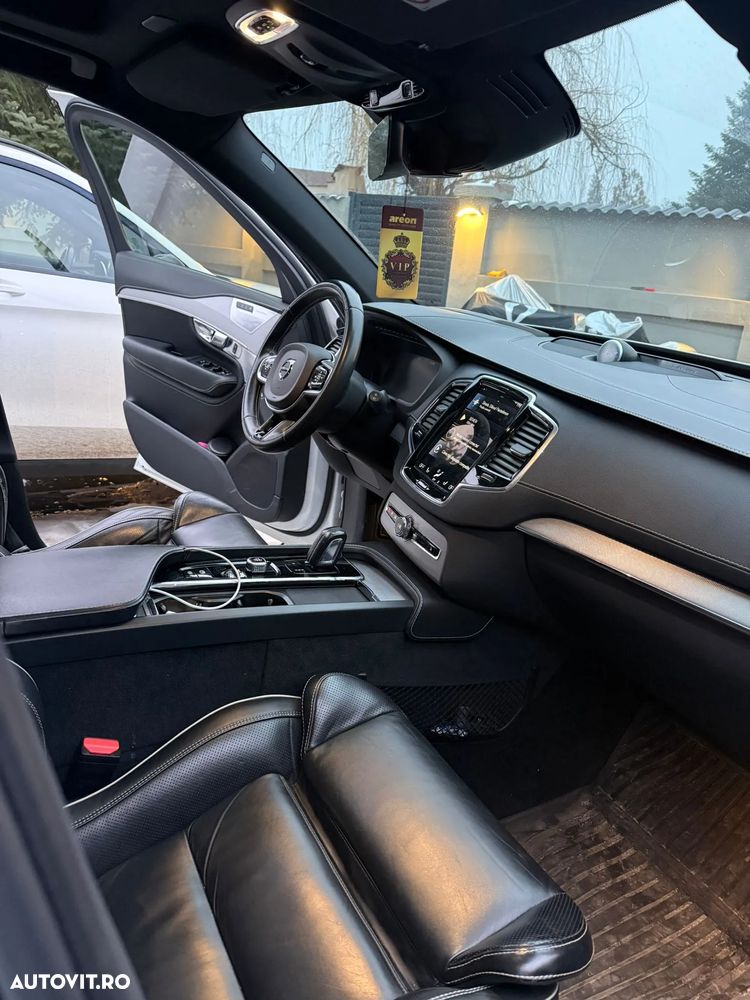 Volvo XC 90 Recharge T8 eAWD R-Design Expression - 9