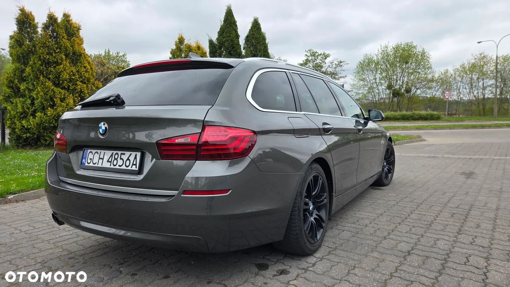 BMW Seria 5 530d Sport-Aut Modern Line - 7
