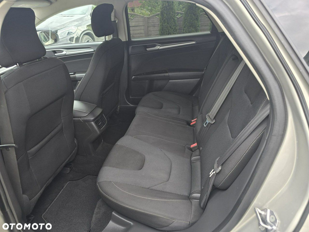 Ford Mondeo - 16