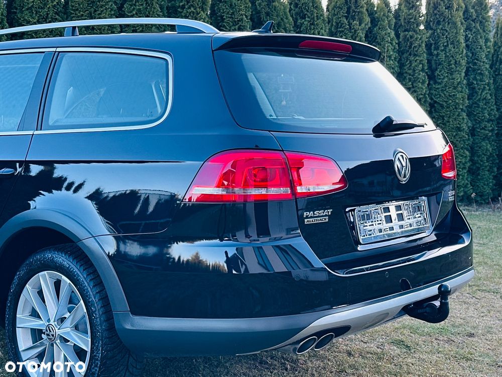 Volkswagen Passat 2.0 TDI DPF Highline - 16