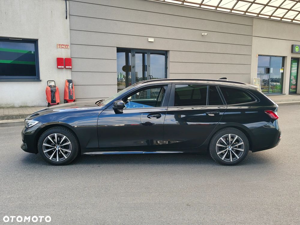 BMW Seria 3 318d Luxury Line - 3