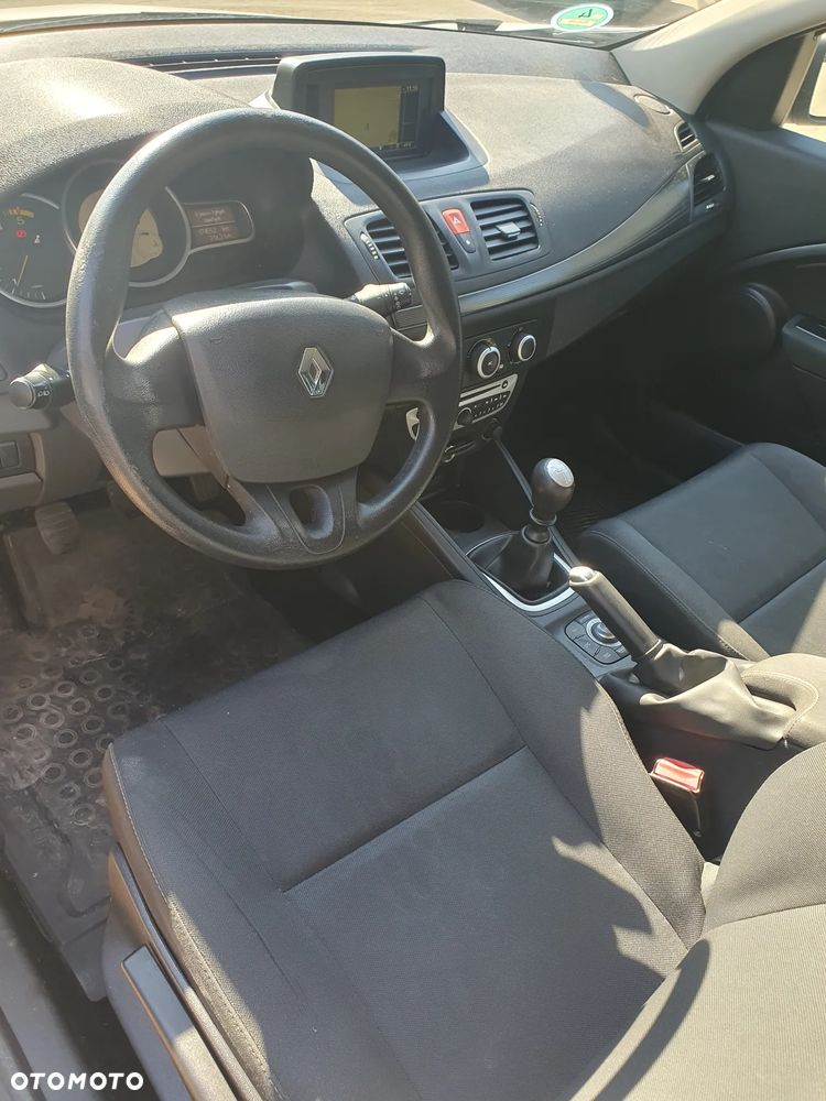 Renault Megane 1.5 dCi Dynamique - 6