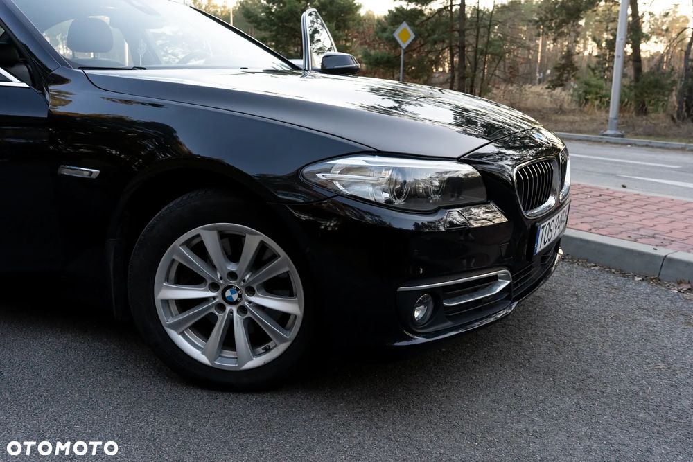 BMW Seria 5 528i - 9