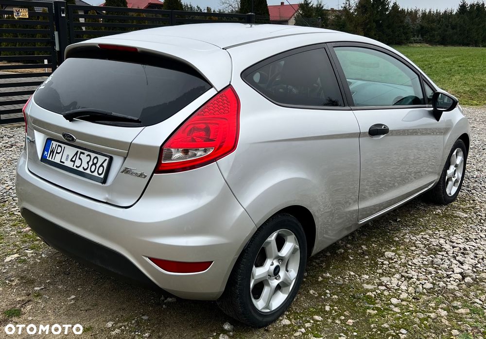 Ford Fiesta 1.6 TDCi DPF Trend - 5