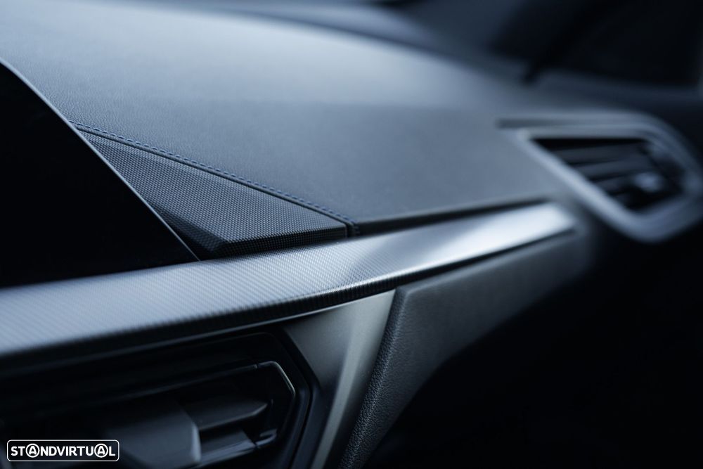 BMW 116 d Pack Desportivo M - 38