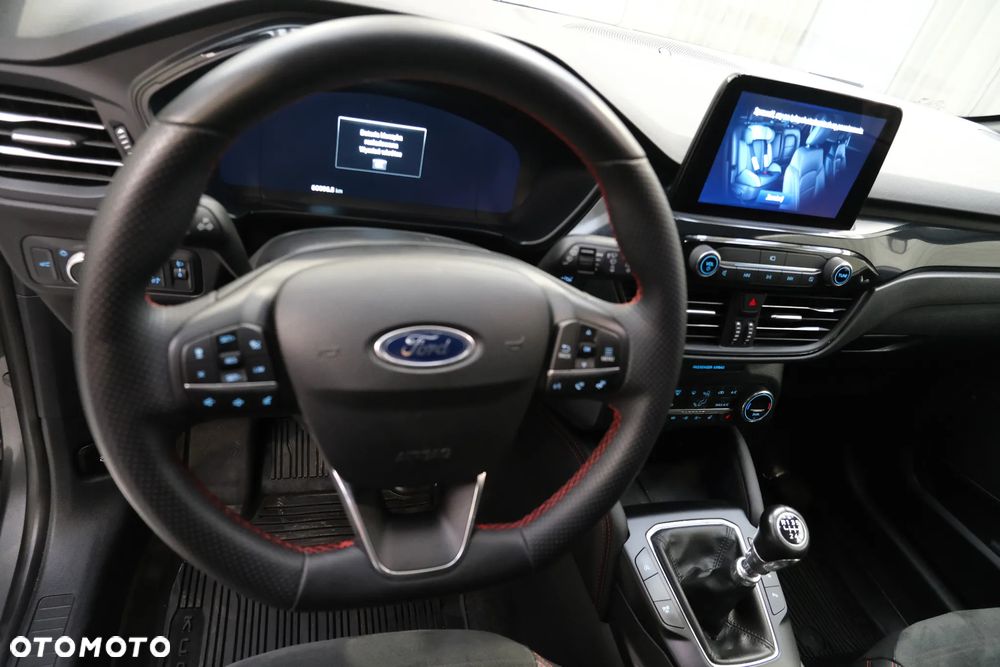 Ford Kuga 1.5 EcoBoost FWD ST-Line X - 7