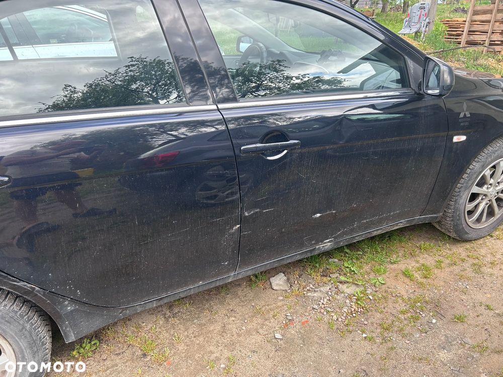 Mitsubishi Lancer 1.8 Invite - 6