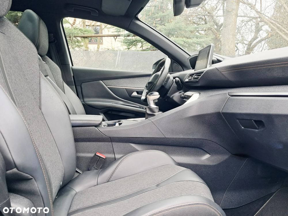 Peugeot 3008 - 16
