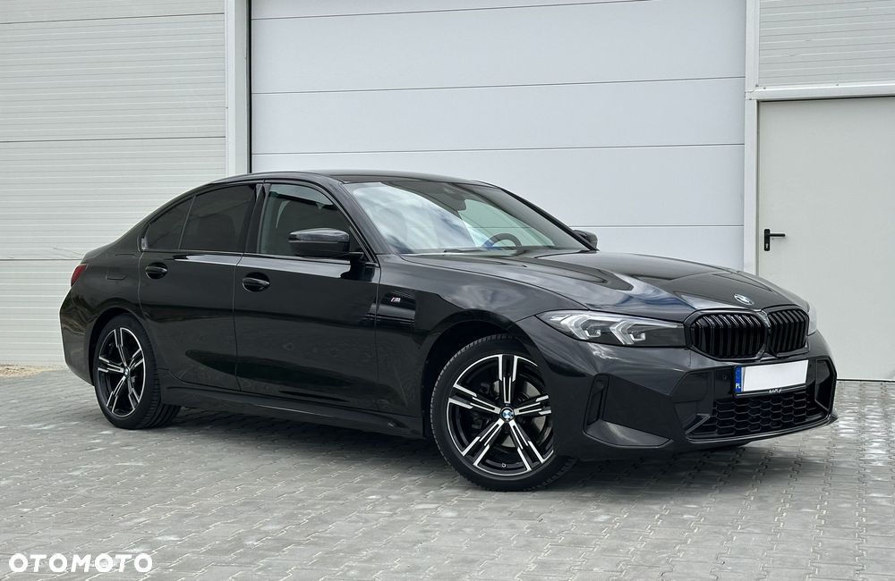 BMW Seria 3 318i M Sport - 9