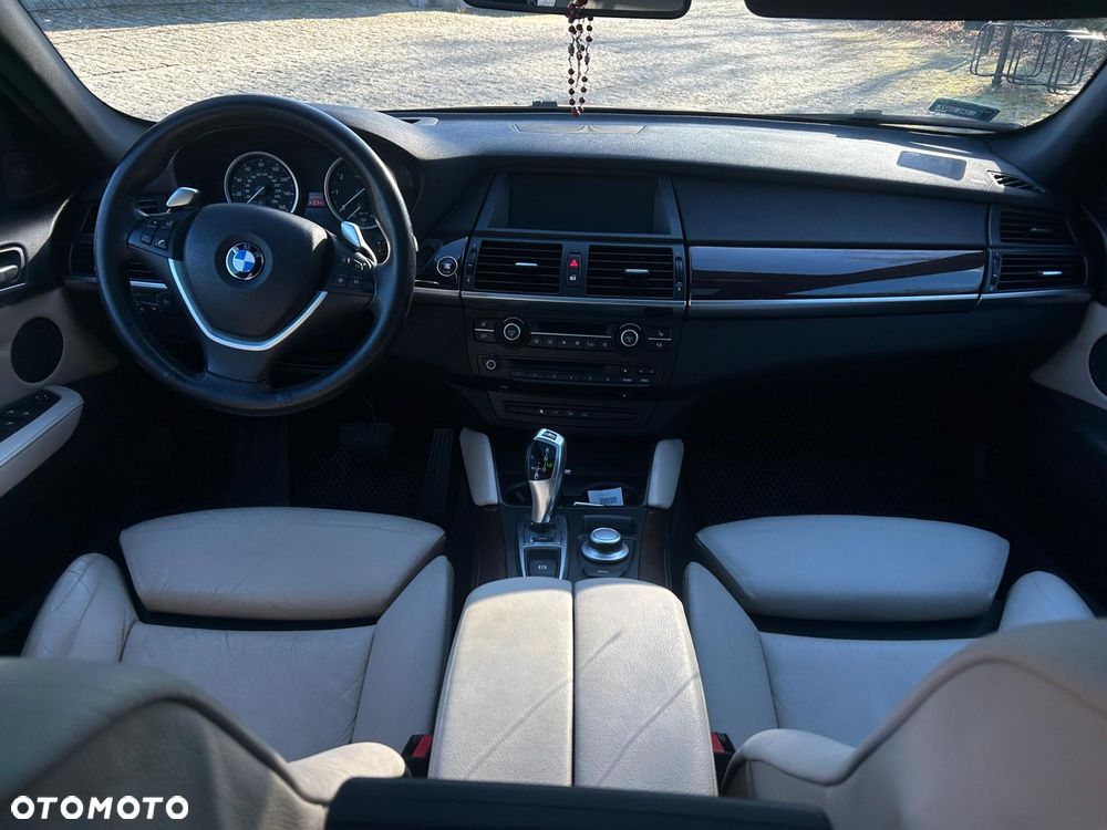 BMW X6 50i xDrive - 21