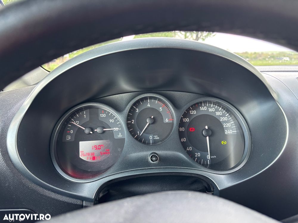 Seat Leon 2.0 TDI DSG Stylance - 11