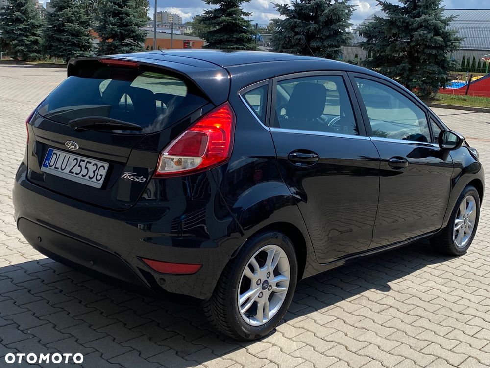 Ford Fiesta 1.25 Titanium EU5 - 6