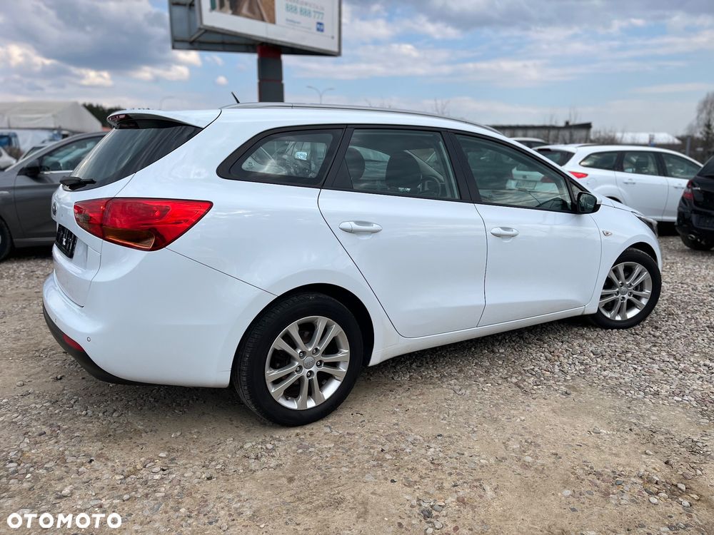 Kia Ceed 1.6 GDI Edition 7 - 4