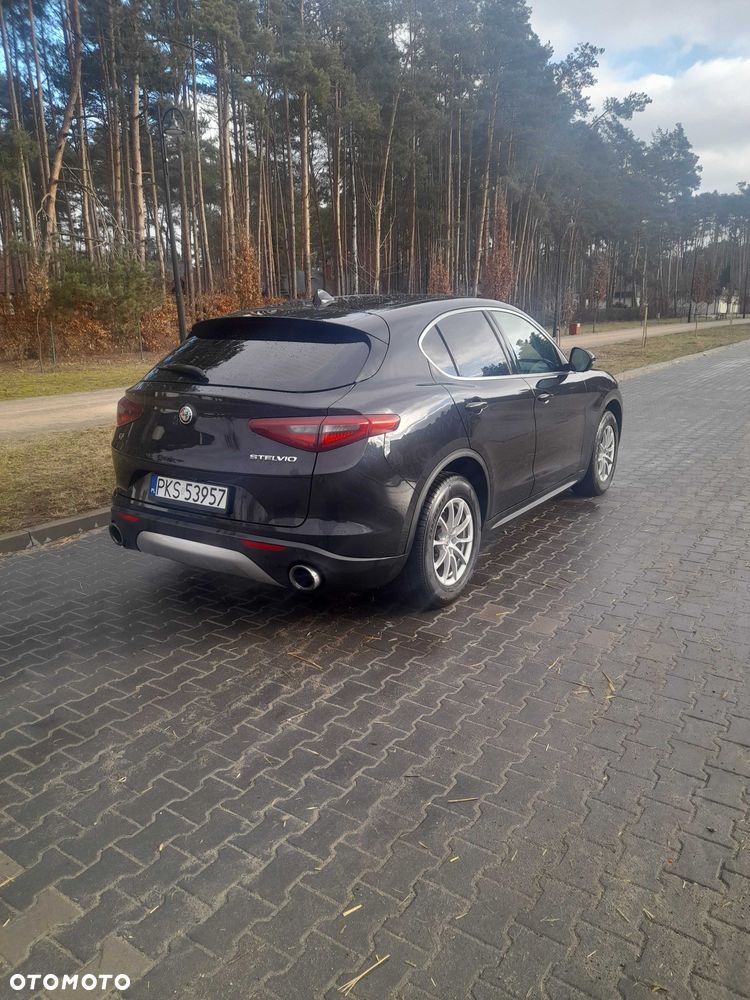 Alfa Romeo Stelvio - 3