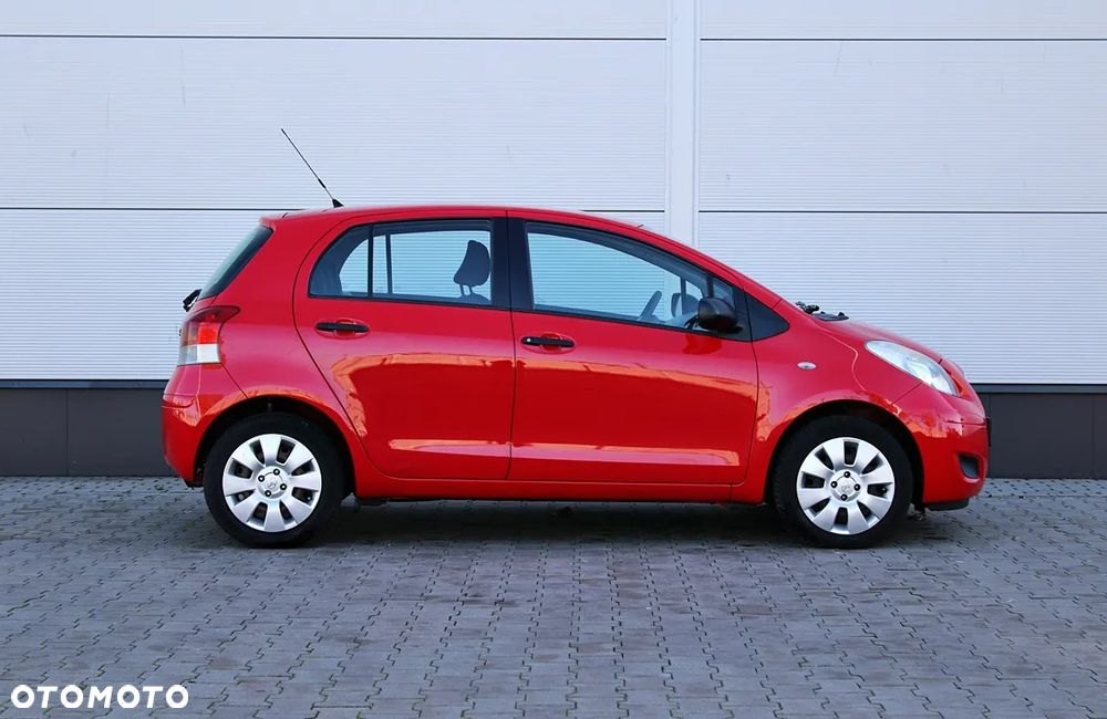 Toyota Yaris 1.33 Luna - 9