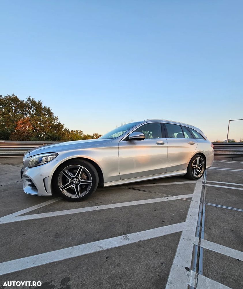 Mercedes-Benz C 220 d T 9G-TRONIC AMG Line - 23