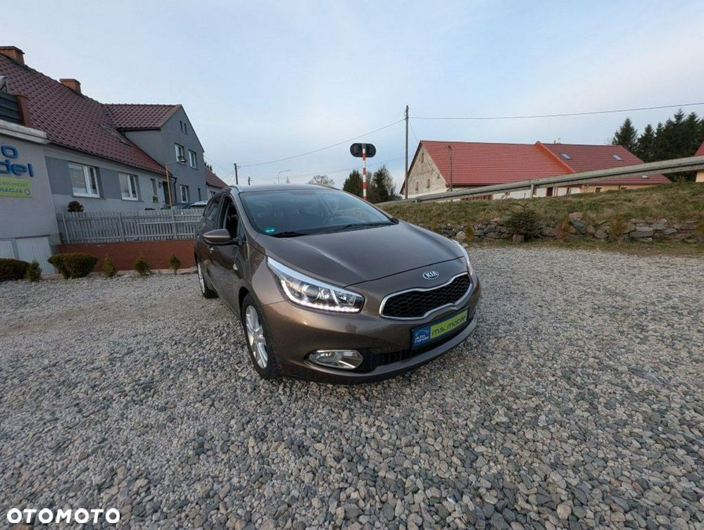 Kia Ceed - 3
