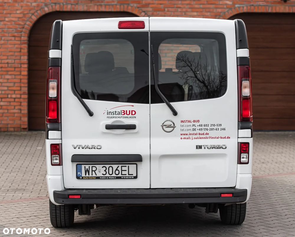 Opel Vivaro - 8