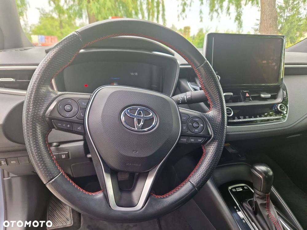 Toyota Corolla - 12