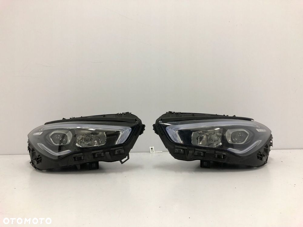 MERCEDES W118 CLA LAMPA PRAWA LEWA LED PERFORMANCE - 1