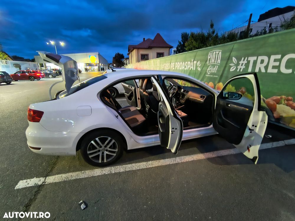 Volkswagen Jetta 1.4 TSI Highline - 22