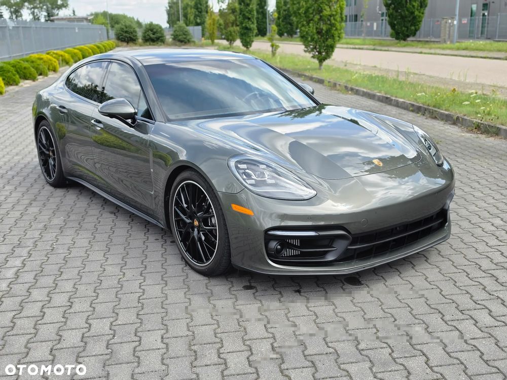 Porsche Panamera 4 Platinum Edition - 1