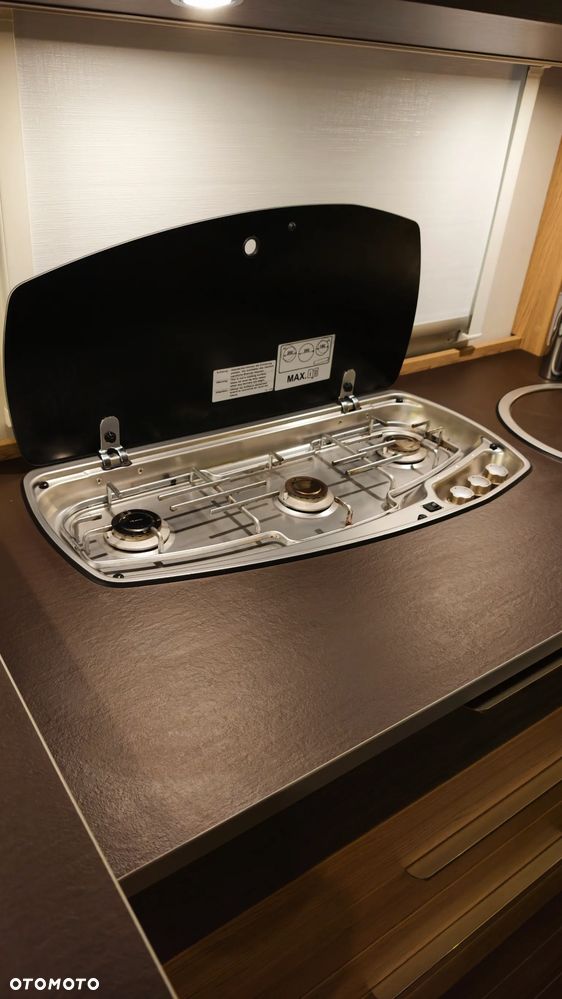 Burstner AVERSO 590 TS - 33