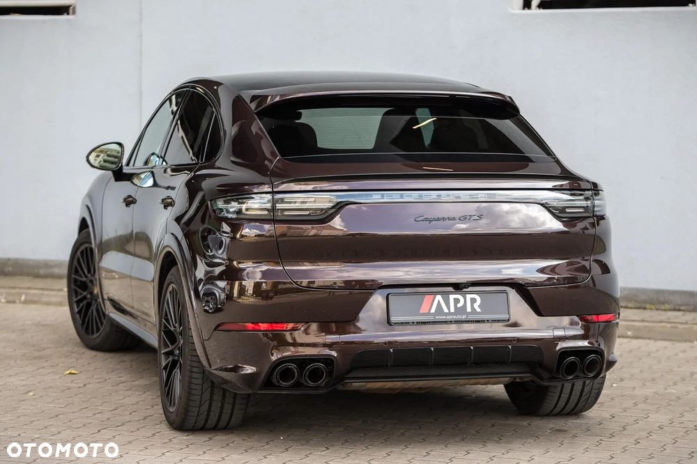 Porsche Cayenne Coupe GTS - 8