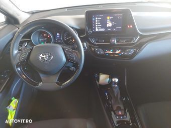 Toyota C-HR Hybrid Club - 3