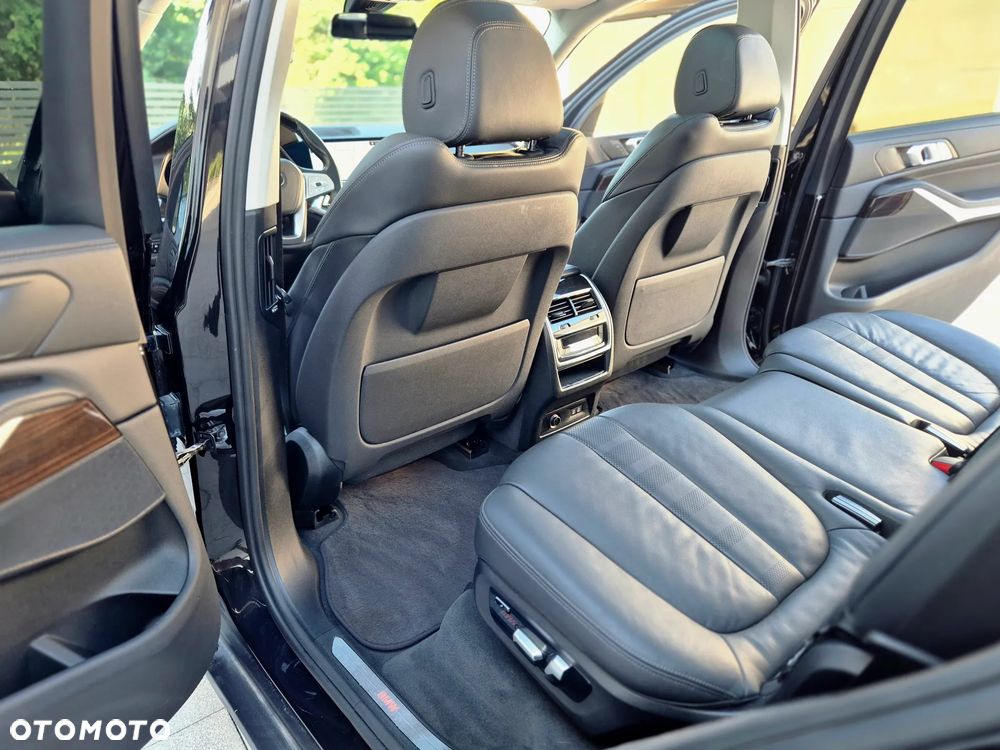 BMW X7 xDrive30d sport - 21
