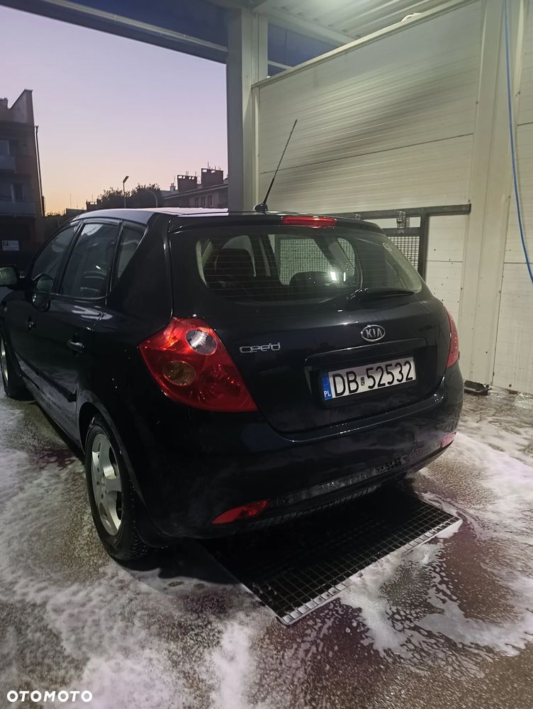 Kia Ceed 1.6 Comfort - 10