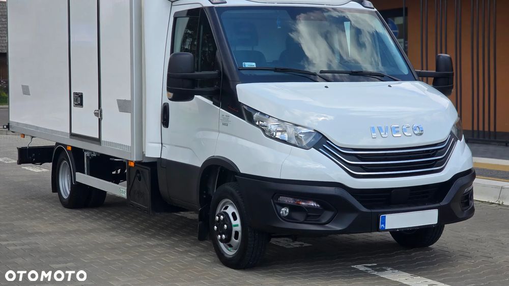 Iveco ❗️❗️DAILY 3.0 180Km 50C18 JAK NOWY ❗️❗️NOWY MODEL / ZABUDOWA 8 PALET DPR / CHŁODNIA MROŹNIA -32 +32 / ZASILANIE 230V / PIERWSZY WŁASCICIEL / NAVI / KAMERA COFANIA / TEMPOMAT / BLIŹNIAKI / GRUBA SCIANKA / AGREGAT CARRIER XARIOS 350 / WERSJA WZMOCNIONA / SERWIS ASO / SALON POLSKA / LIFT❗❗ JAK Z SALONU - NOWY -❗❗ - 9