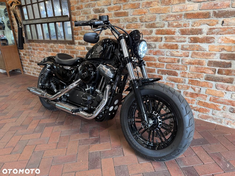 Harley-Davidson Sportster Forty-Eight - 3