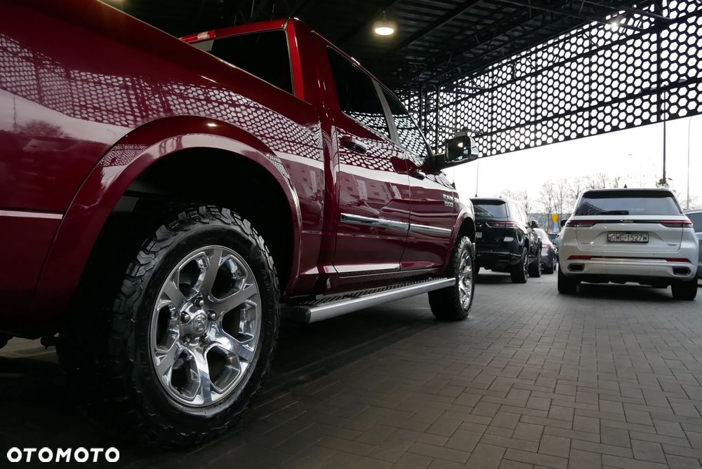 Dodge RAM 5.7 4x4 - 38