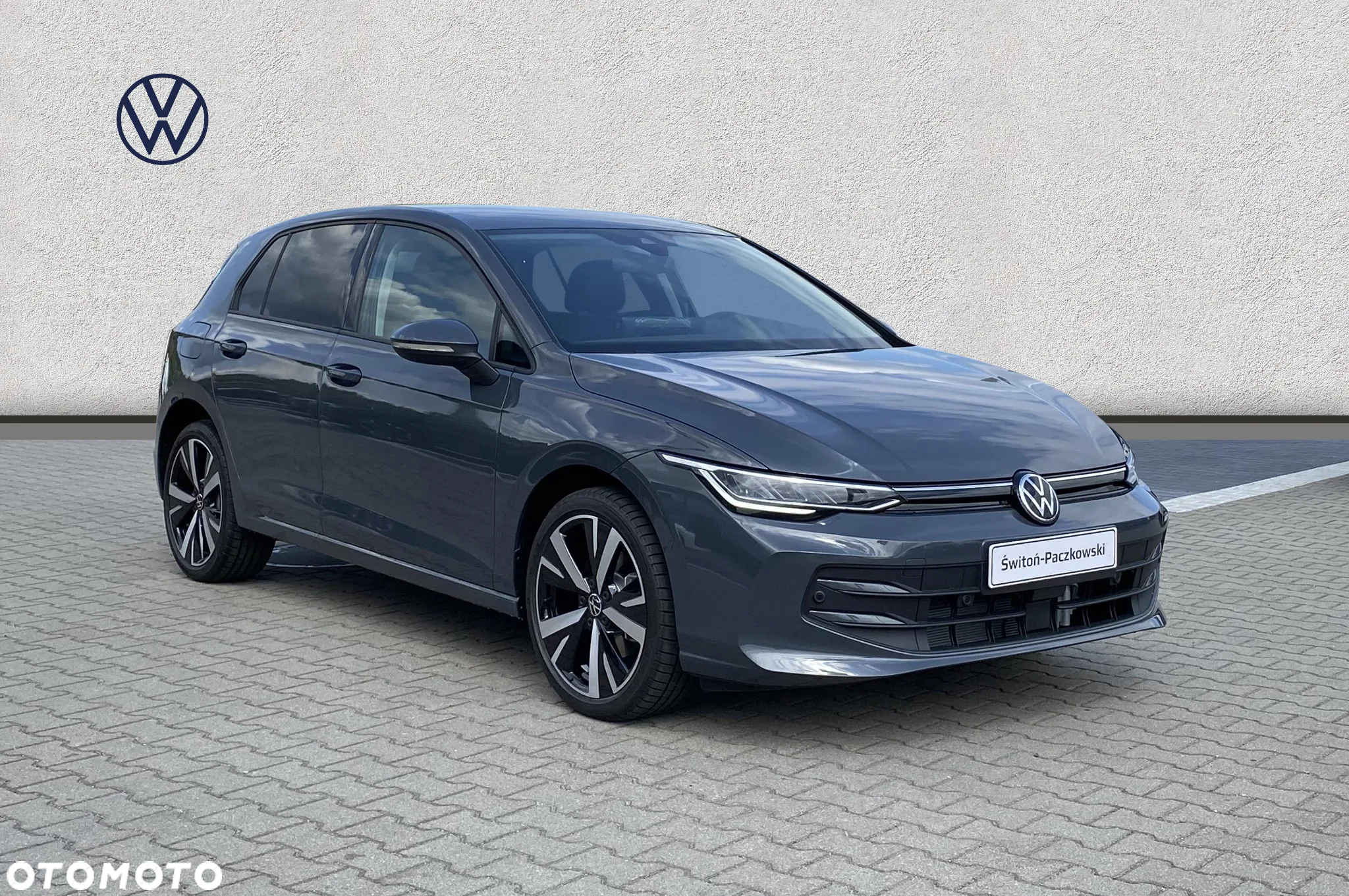 Volkswagen Golf - 8