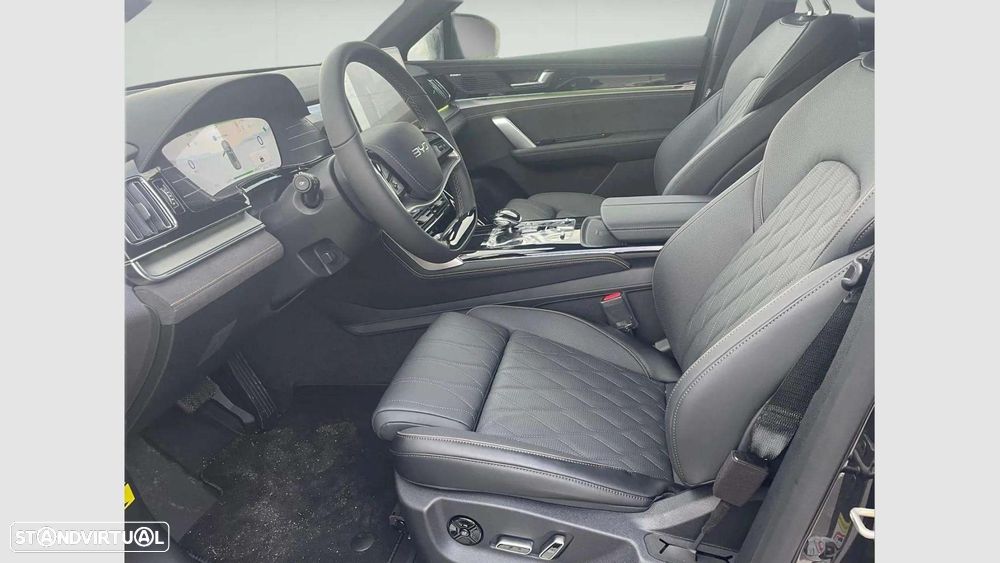 BYD Tang 108.8 kWh AWD Flagship - 11