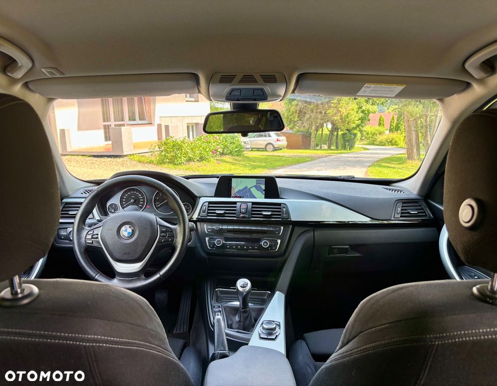 BMW Seria 3 316i Modern Line - 21